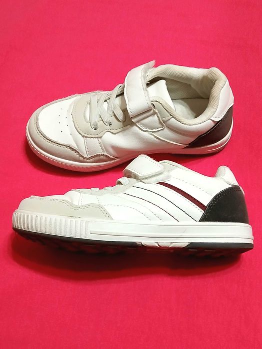 Кроссовка 29 Размер