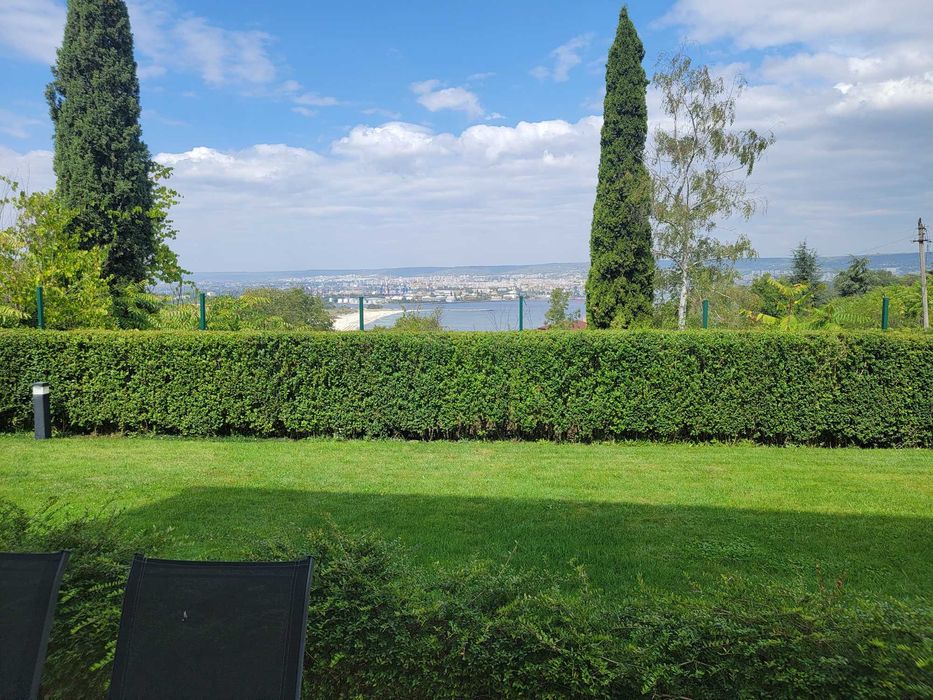 Дава се под наем Тристаен апартамент в Варна, Аспарухово - 105 кв.м за 849 € - Снимка #4