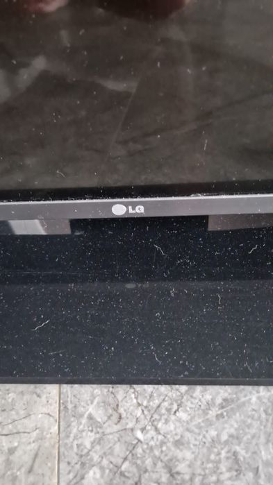 Продаётся телевизор ВОЗМОЖЕН ТОРГ