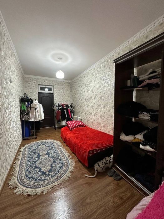 Продаётся двухкомнатная квартира Юнусабад 13