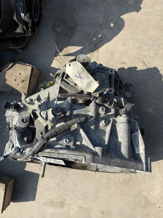 Ръчна скоростна кутия Suzuki S Cross 2014 4x4 6ск - ZND