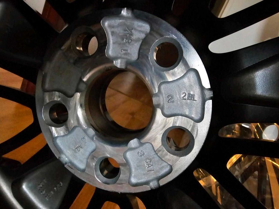 Jante originale 19″ Toyota RAV4 19 Suzuki Across