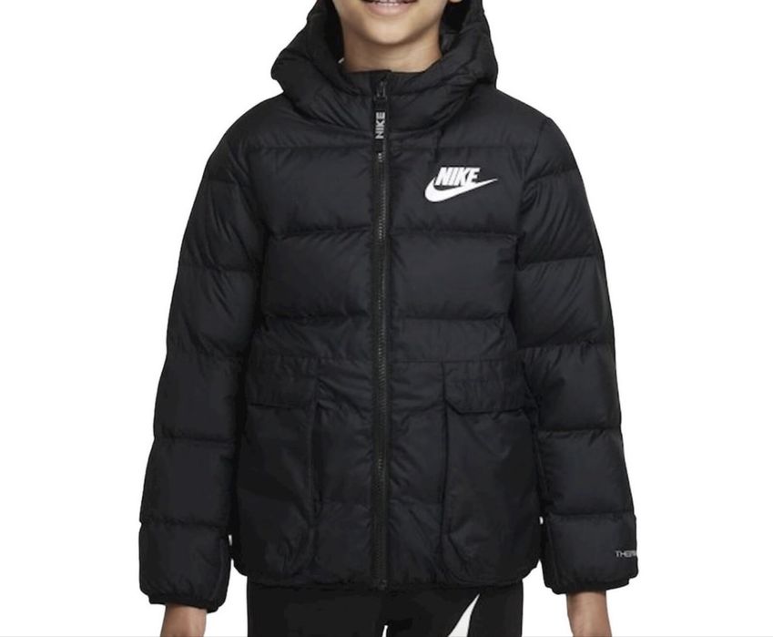 Nike Therma Fit Зимно яке 158-170 см