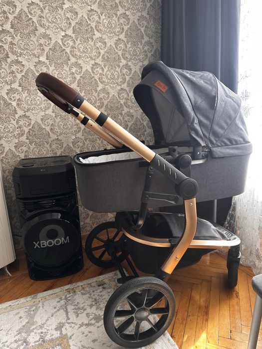 Продам детскую коляску