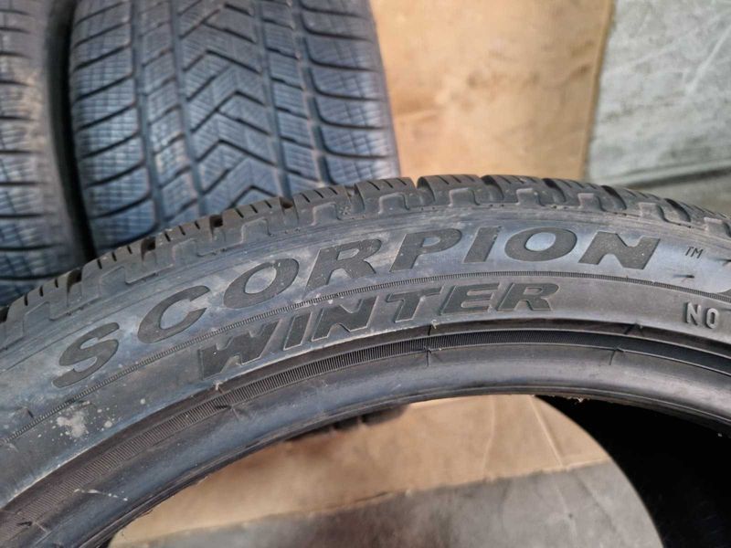 4 Pirelli R21 305/35
зимни гуми DOT3121