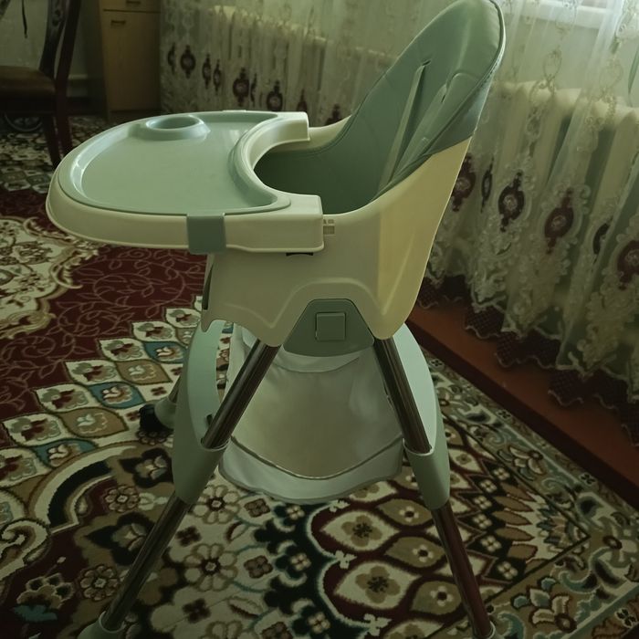 Продаю стульчик для кормления