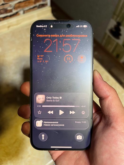 Продам iphone 15 pro 128 гб, титановый