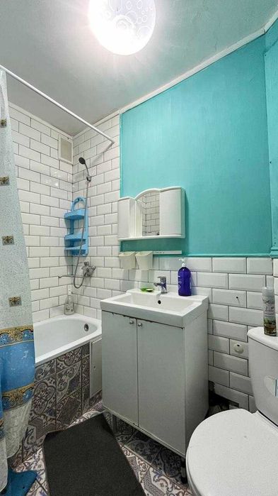Продам 3 комнатную Есет Батыра