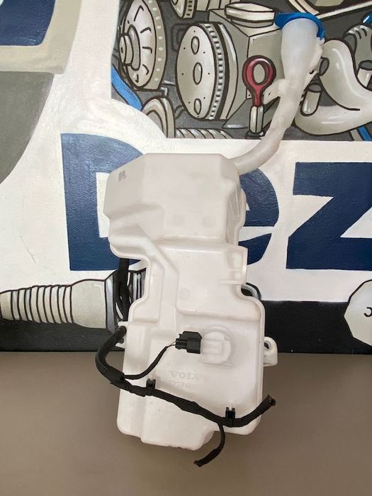 Vas Spalator Faruri + Pompita Volvo XC40 32274693