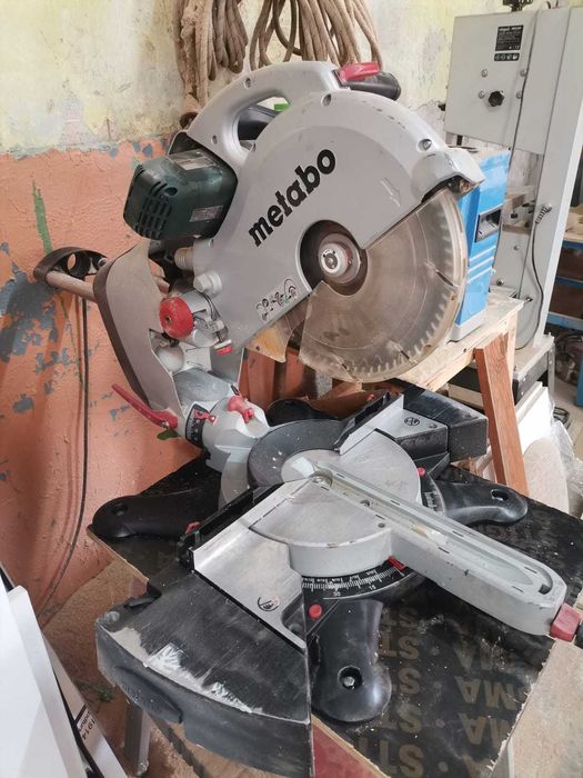 Настолен потапящ циркуляр METABO KGS 315 Plus