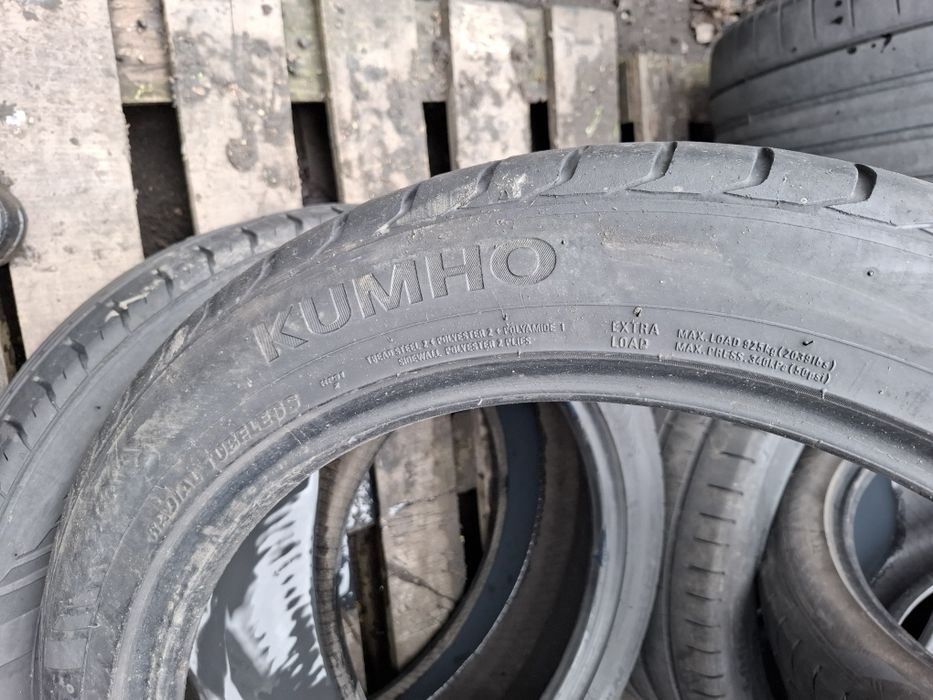 Vand 2 anvelope 255 45 20 kumho bune de vara dot 2020