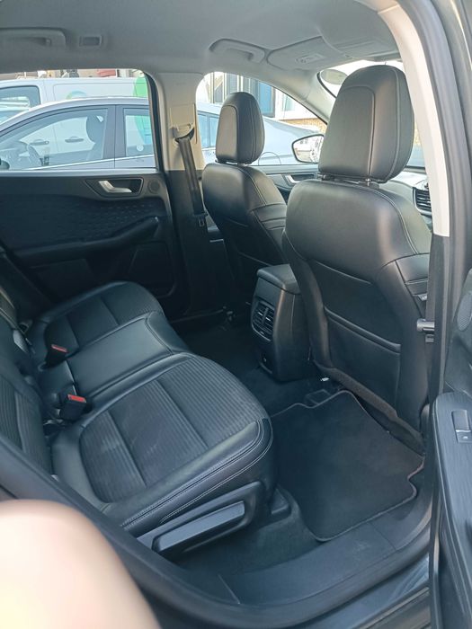 Ford Kuga 2.5l PHEV