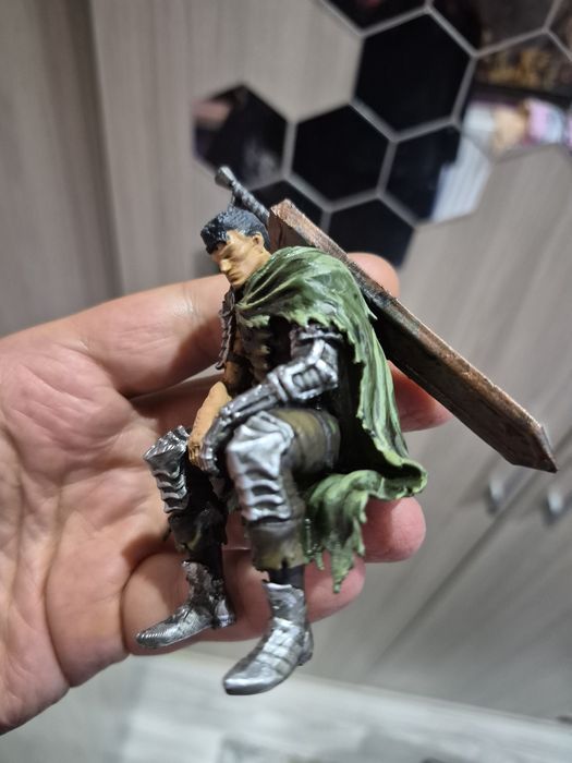3D фигурка на Guts от мангата Berserk