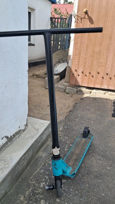 Трюкавой самокат