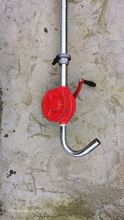 Ръчна помпа за масло