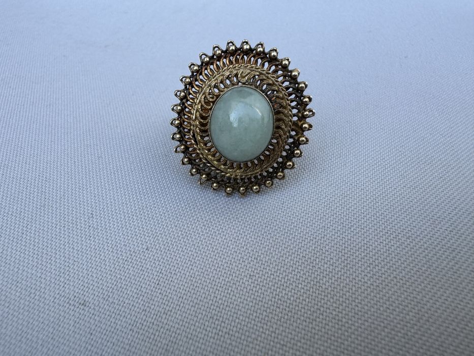 Inel din argint si jad