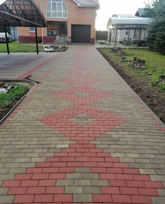 Укладка брусчатки и тротуарный плитки