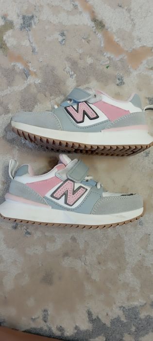 Детские кросовки и сандали