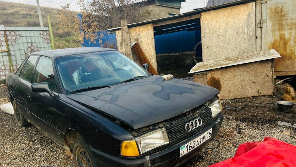 Прдам Ауди80 по запчестям