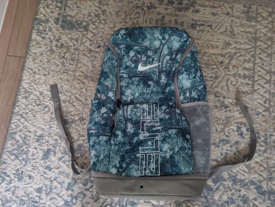 Обменяю баскетбольный рюкзак Nike Hoops Elite Pro Backpack (32 л)