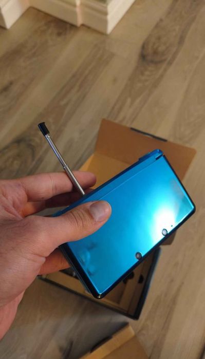 Nintendo 3DS LA CUTIE , condiție  IMPECABILA, luat de la  ALTEX.