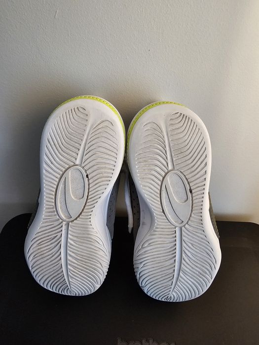 Adidasi puma marimea 32