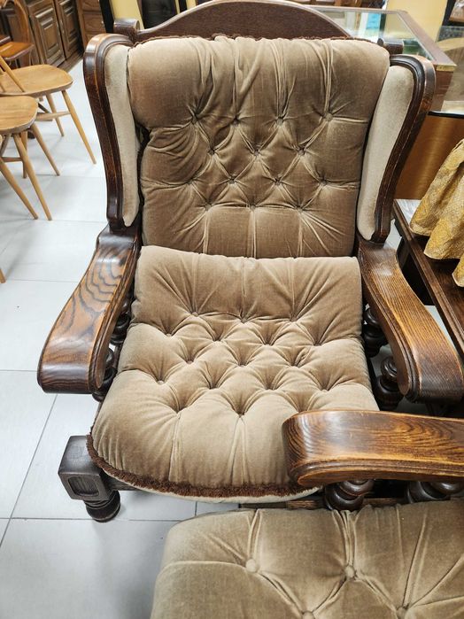 Диван, 2 фотьойла и масичка за кафе