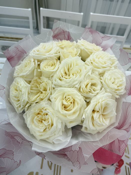 Гүлдер сатылады. Продается букет цветов