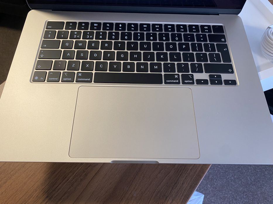 MacBook Air 15-inch/ 256 Gb / Starlight