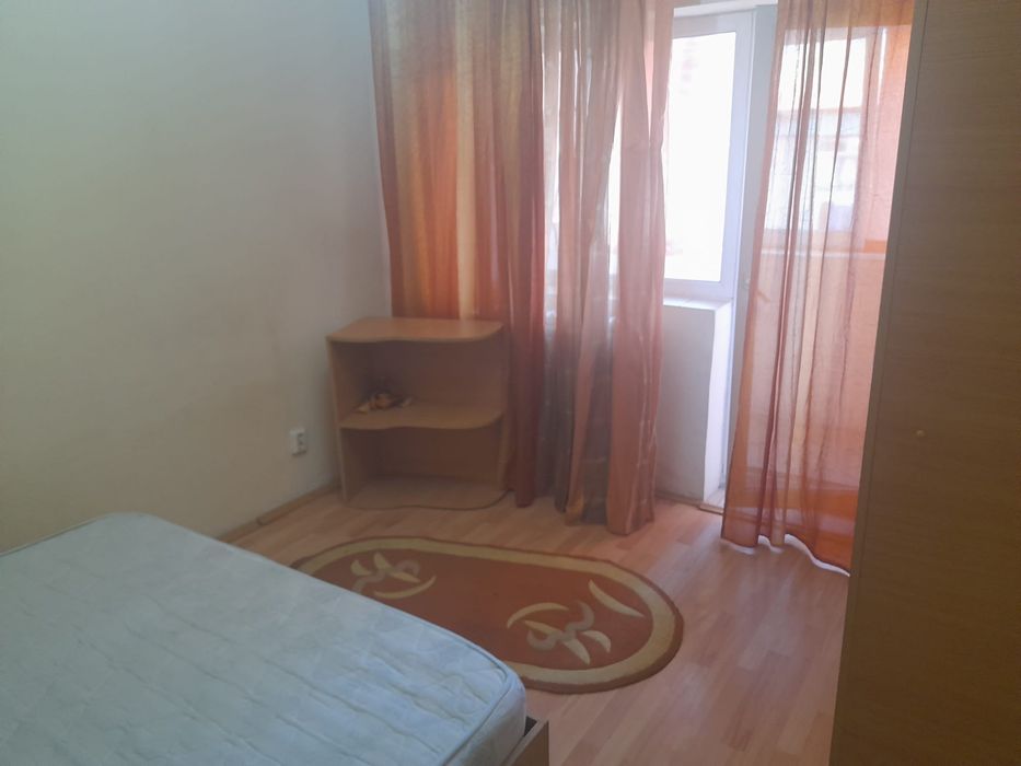 inchiriez apartament3 camere