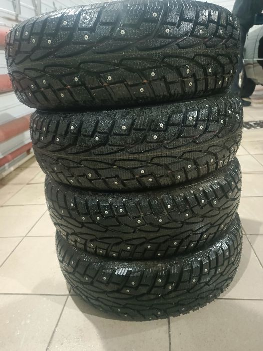 Продам зимний  шыны