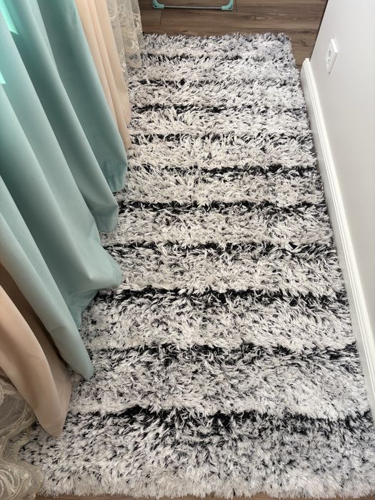 Ковёр травка в отличном состоянии