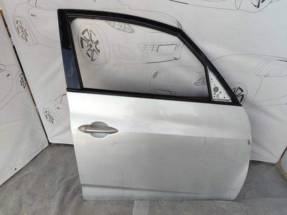 Ușă Față Dreapta KIA Venga Minivan Argintiu Continental Silver 2R 760041P000 2011 / [2009-2019] / (11U)