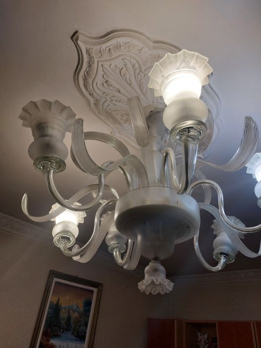 Lustra Candelabru sticla Curtea sticlarilor
