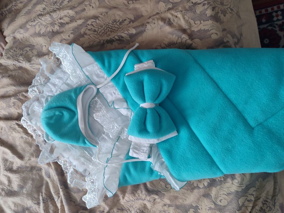 Продам конверт на выписку для мальчика