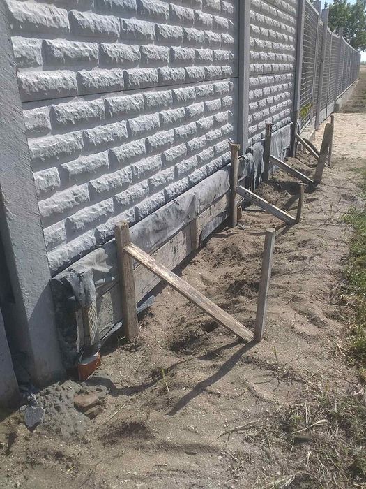 Фундамент под еврозабор