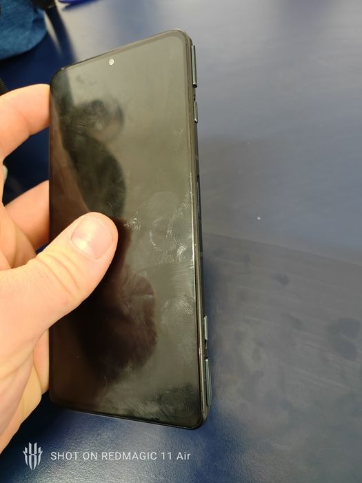 Vând telefon gaming Xiaomi black shark 4 pro