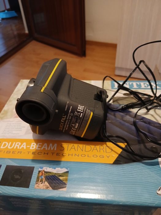Kit complet saltea și pompa