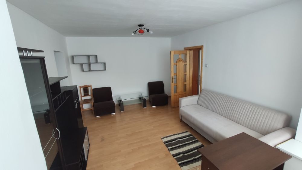 Închiriez apartament 2 camere semidecomandat Marchian