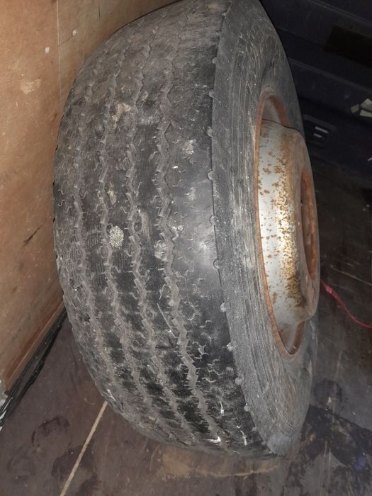 Roata 8 prezoane Michelin  265/70 R 19,5