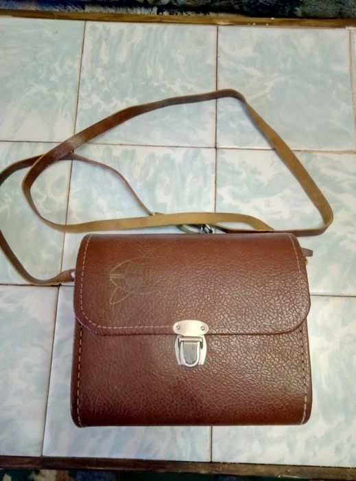 Продам фотовспышку