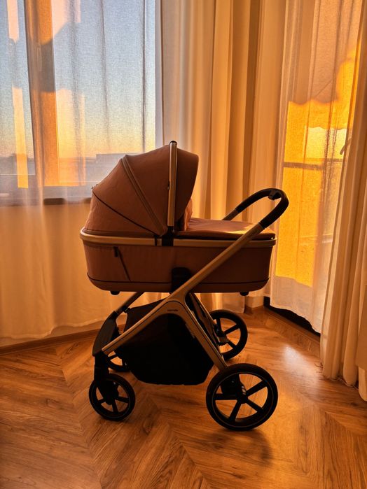 Бебешка количка 2w1 CARRELLO Vector Rock Beige