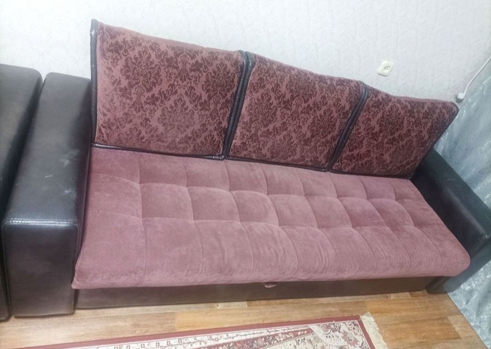 Продам диван,мини диван и кресло!