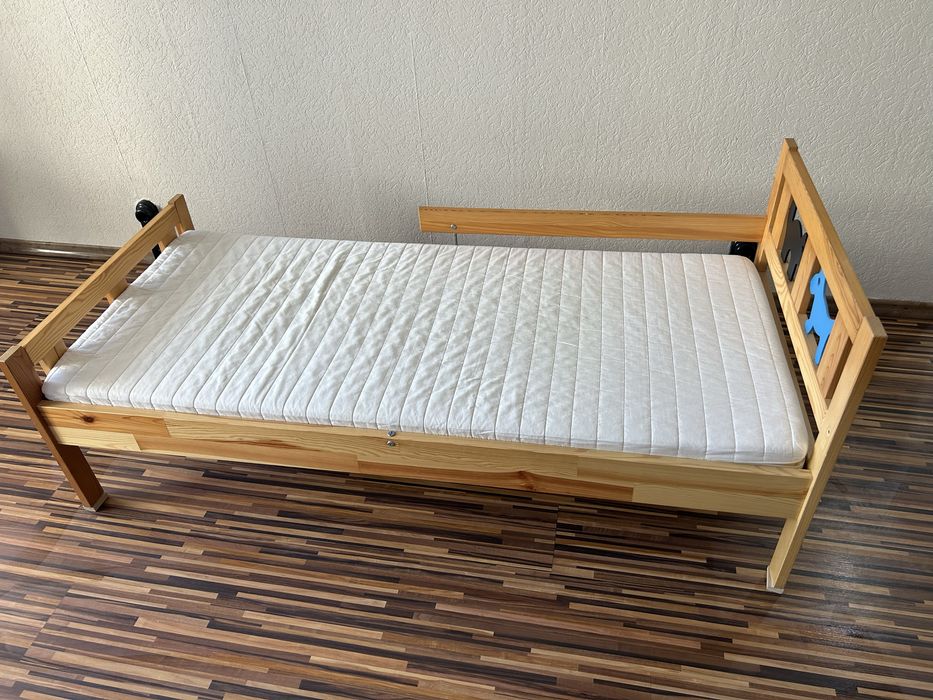 Легло  /с парапет 70x160