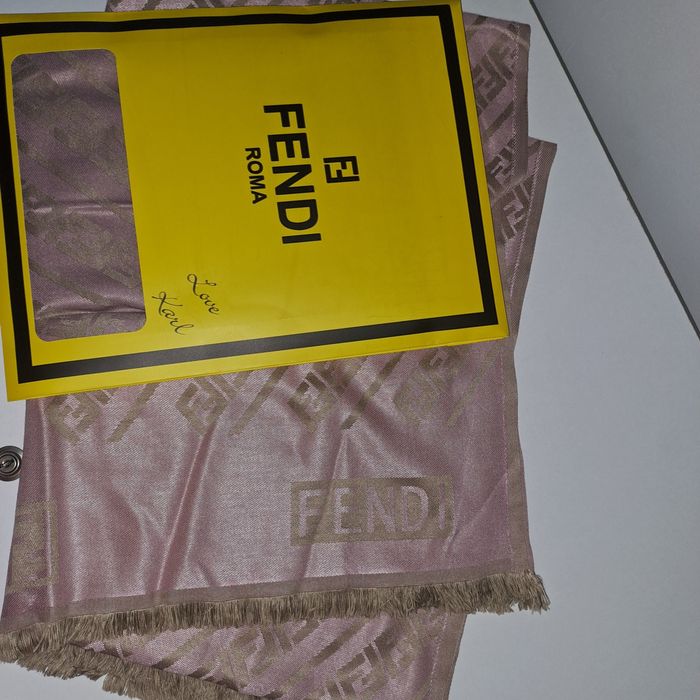 Продам новые палантины