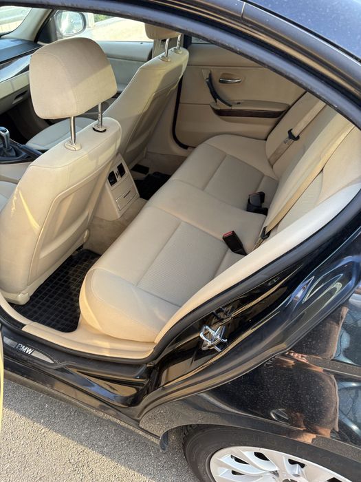 Bmw seria 3 facelift /143 cp