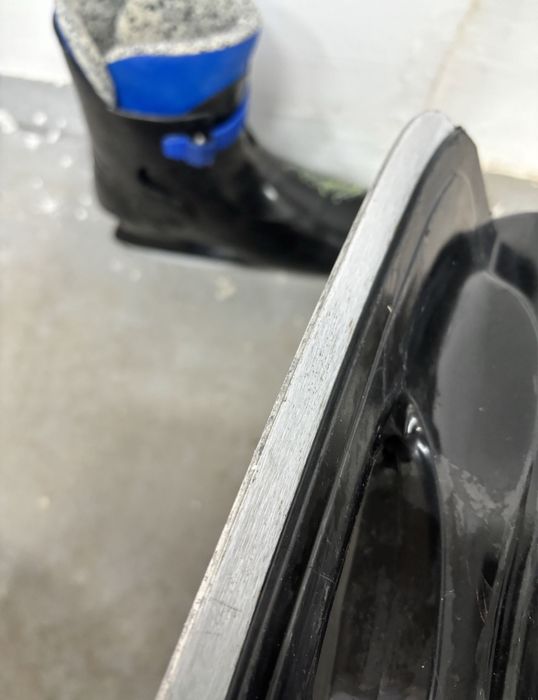 Patine sport gheata nr 40 negru albastru ski schi