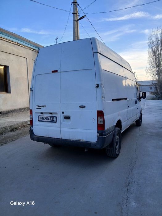 FORD Transit.