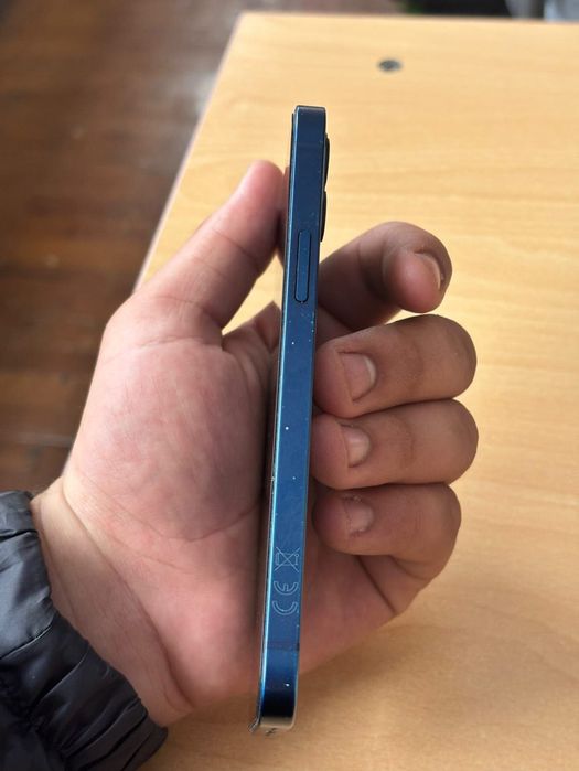 Iphone 12  battery 78