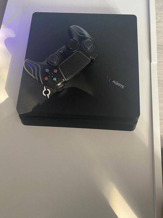 PS4 cu o singura consola